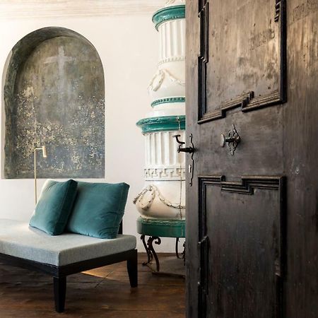 Goldenstern Townhouse Hotel Bolzano Bagian luar foto