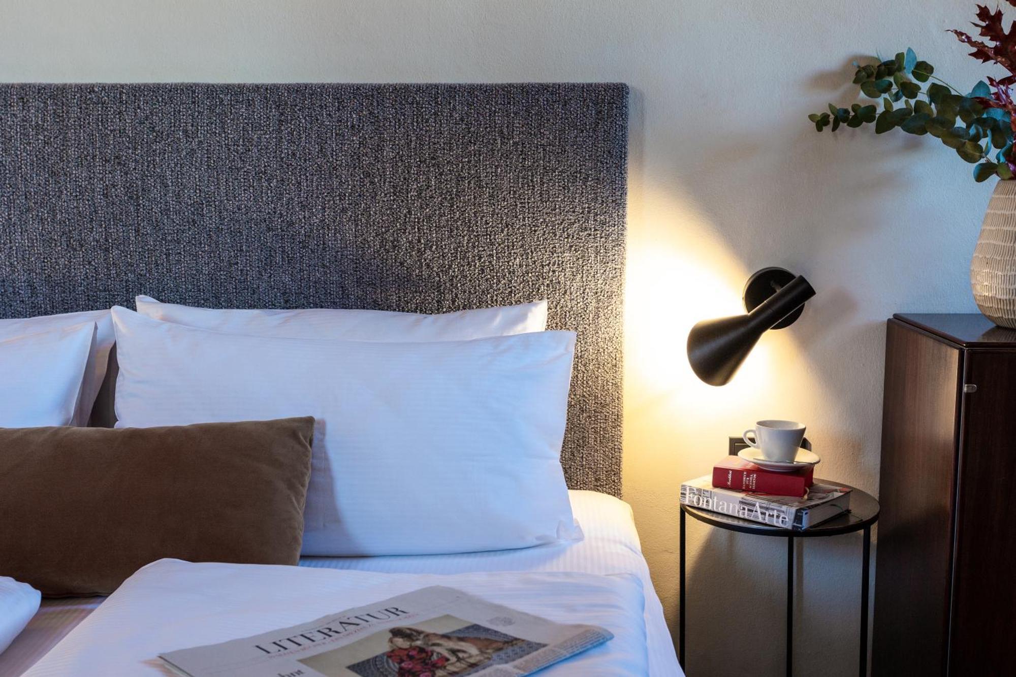 Goldenstern Townhouse Hotel Bolzano Bagian luar foto