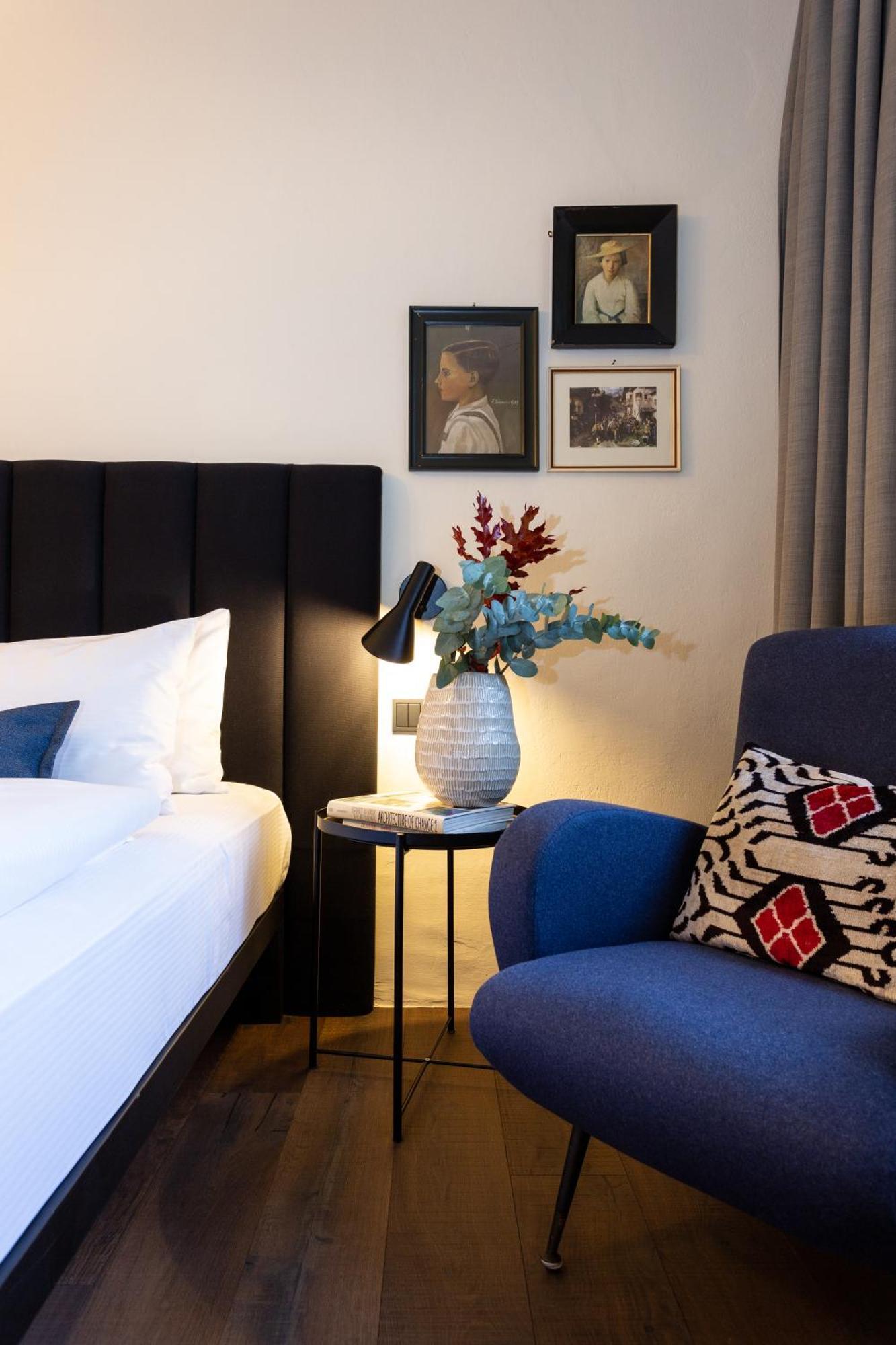 Goldenstern Townhouse Hotel Bolzano Bagian luar foto