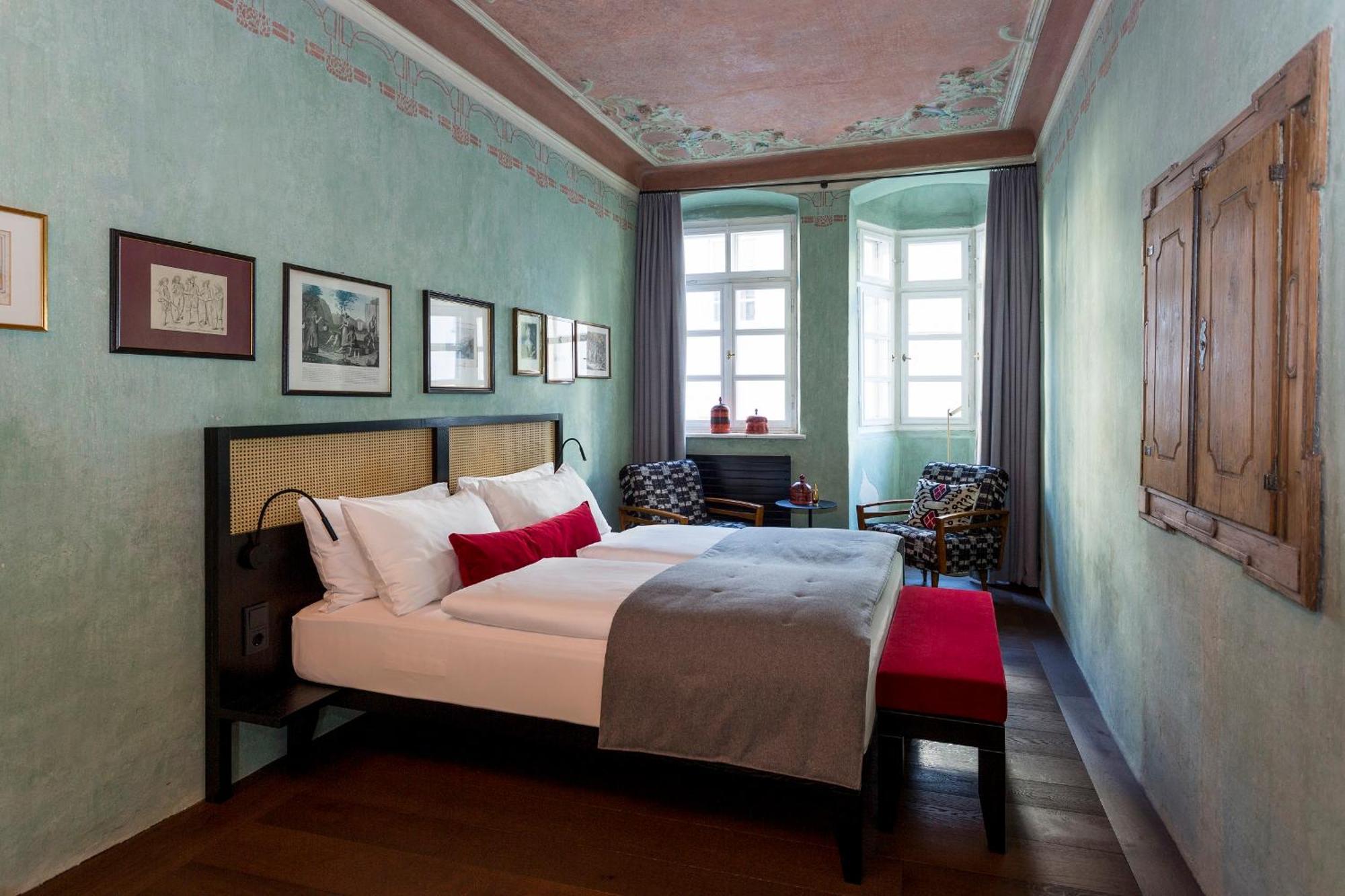 Goldenstern Townhouse Hotel Bolzano Bagian luar foto