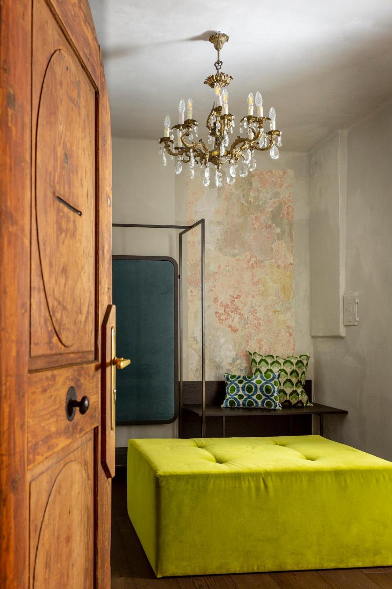 Goldenstern Townhouse Hotel Bolzano Bagian luar foto