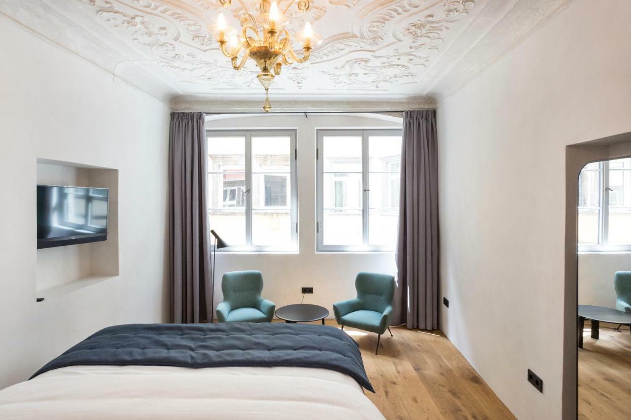 Goldenstern Townhouse Hotel Bolzano Bagian luar foto