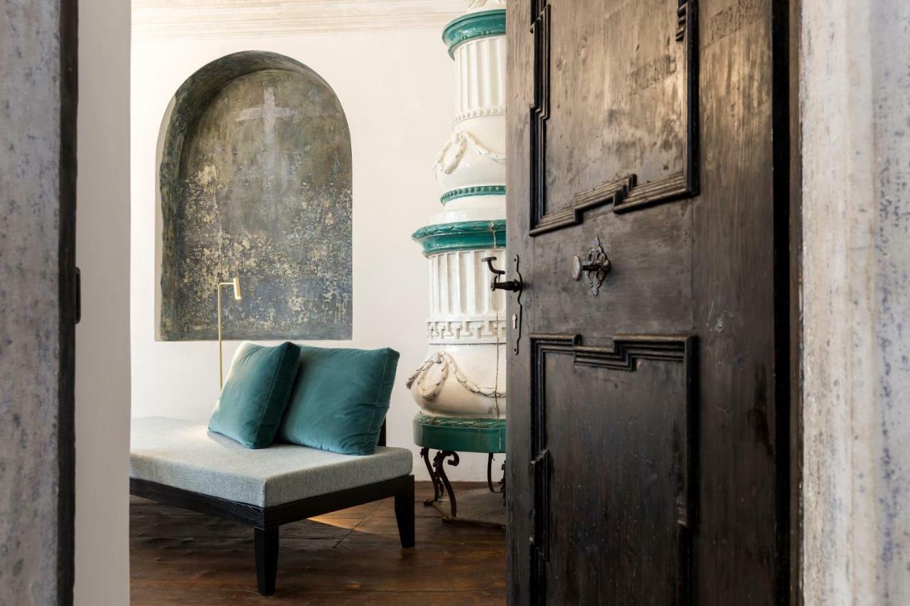 Goldenstern Townhouse Hotel Bolzano Bagian luar foto